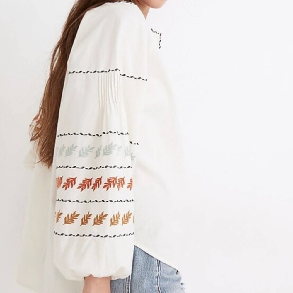 Madewell Embroidered-Sleeve
Popover Top size XS